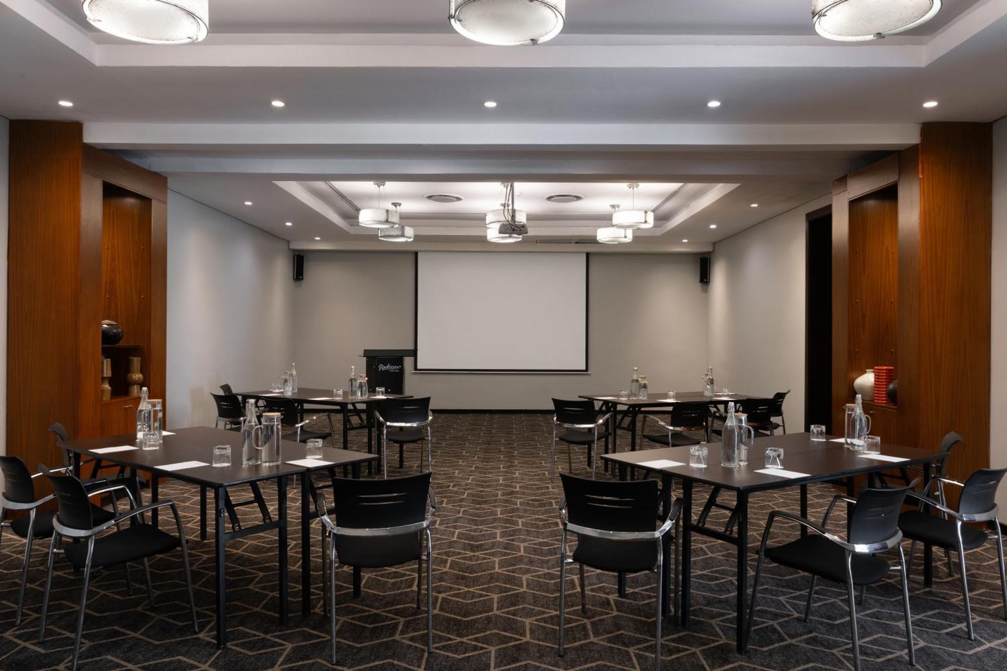 Radisson Lagos Ikeja Exterior photo